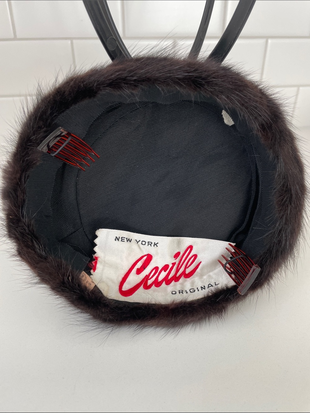 Vintage Cecile Original ‘40s ‘50’s Genuine Fur Pillbox Hat - Picture 2 of 11